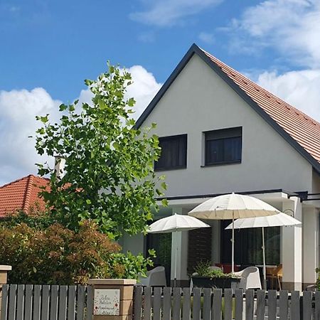 Relax Balaton Apartmanok Балатонфюред Экстерьер фото